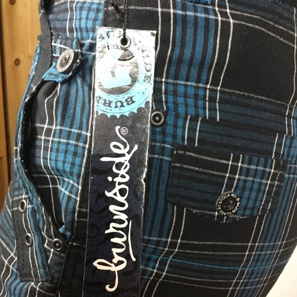 Burnside Brand Men’s Long Shorts with several different outside inside pockets - Picture 2 of 10